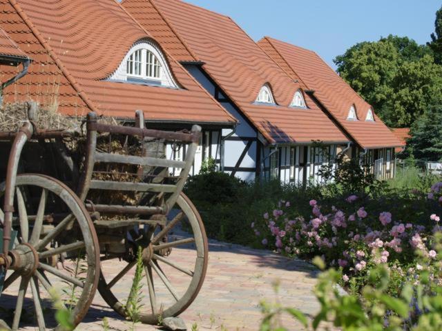 Mellenthin Feriendorf Alte Schmiede المظهر الخارجي الصورة